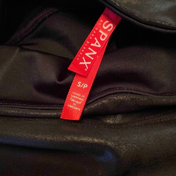 Spanx Faux Leather Leggings - Picture 3 of 3